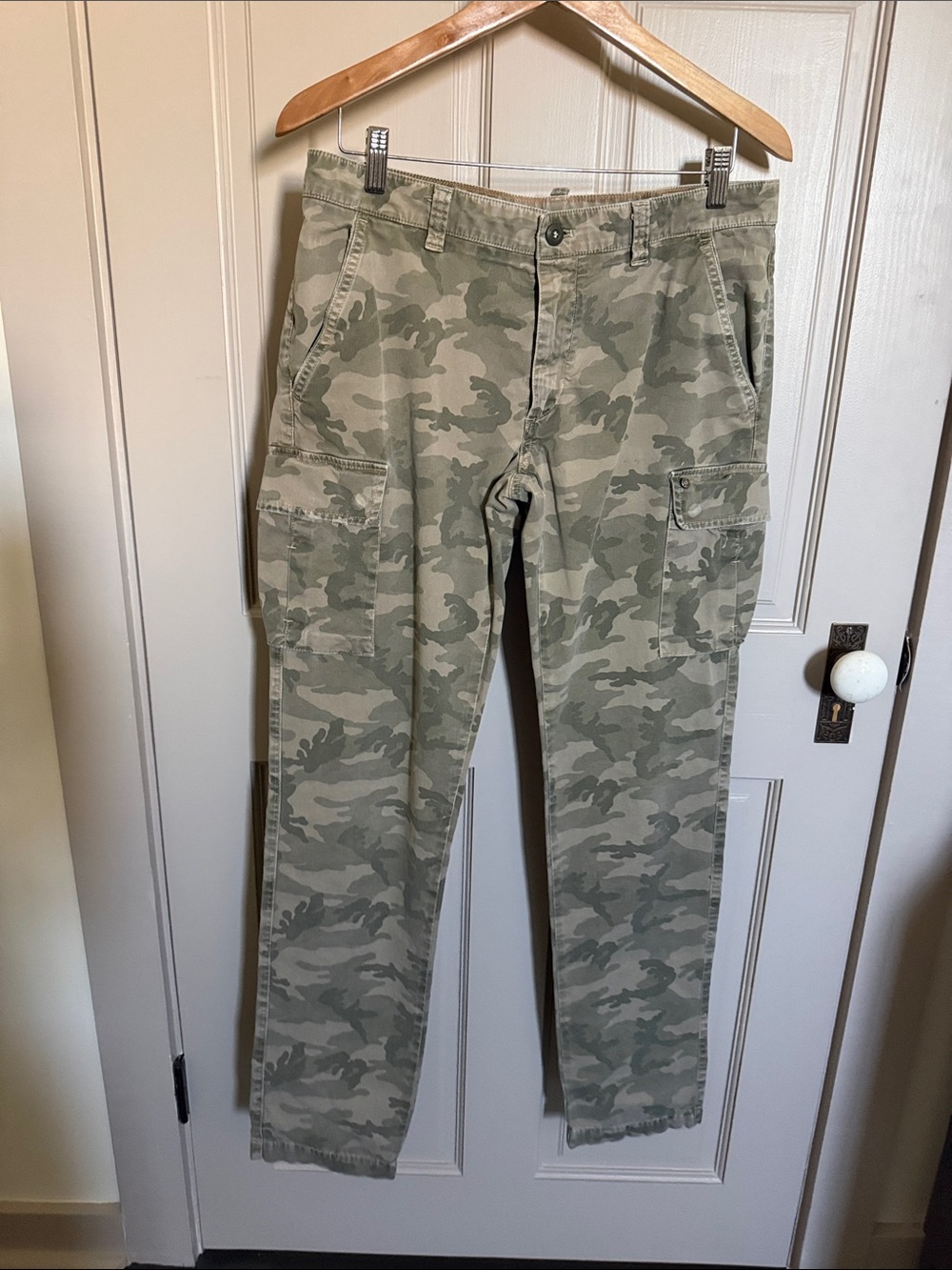 Mason Men's Olive Camo Cargo Pants